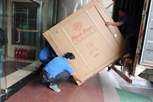 通山钢琴贵重工艺品无忧运